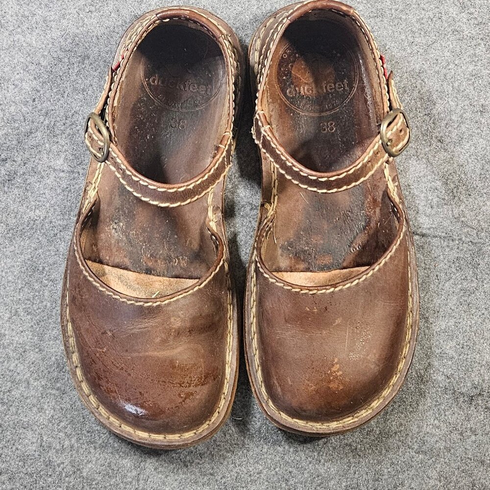 Duckfeet Mols Size 38  Color Chocolate